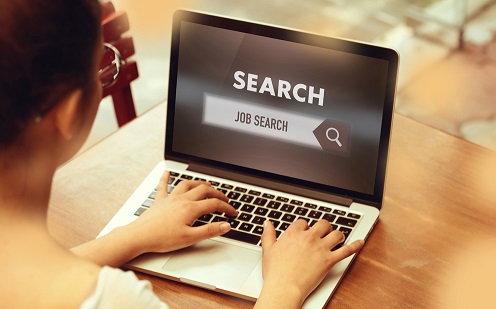 How to Conduct an Online Job Search in 2024